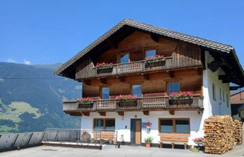 Maiklerhof Holiday Home