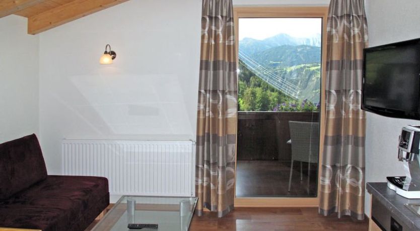 Photo of Alpenherz Apartment 3