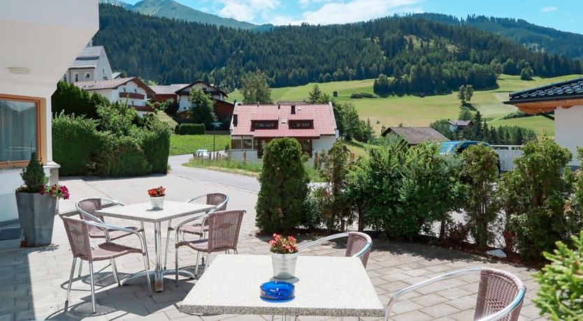 Photo of Kristall Apartment 2