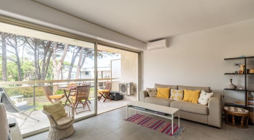 Photo of De la Plage Apartment 3