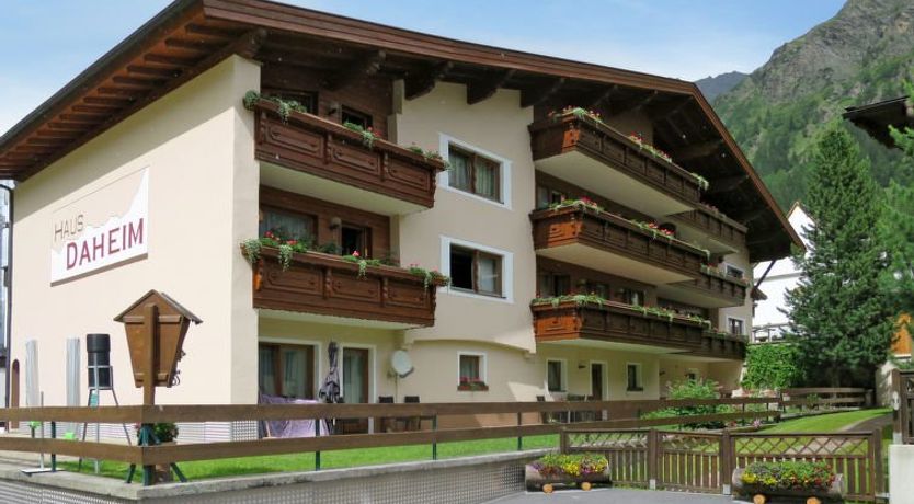 Photo of Daheim – Edelweiß Apartment 3