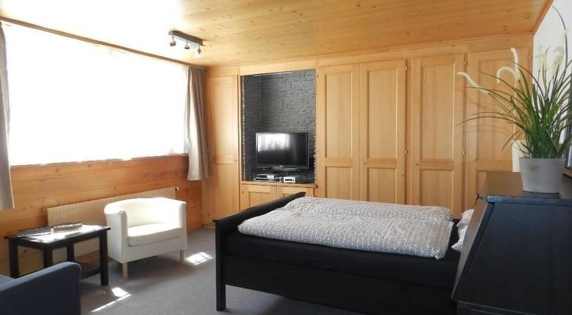 Photo of Bijou Arnensee