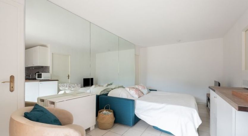 Photo of Turquoise Apartment 10