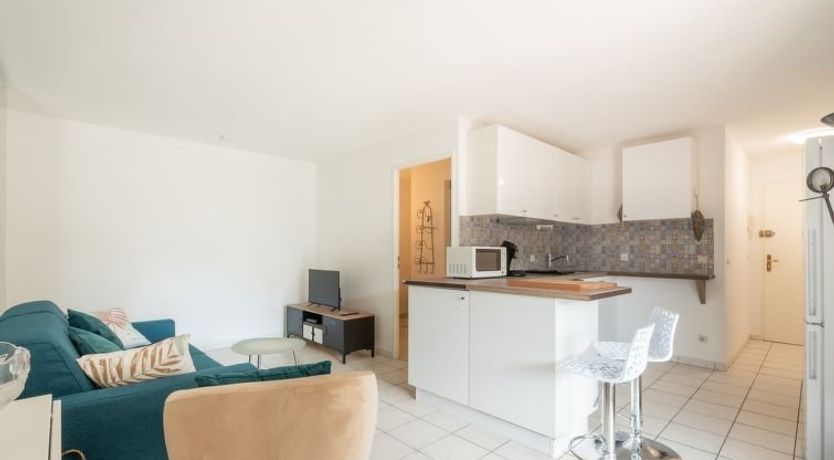 Photo of Turquoise Apartment 10