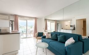 Photo of Turquoise Apartment 10