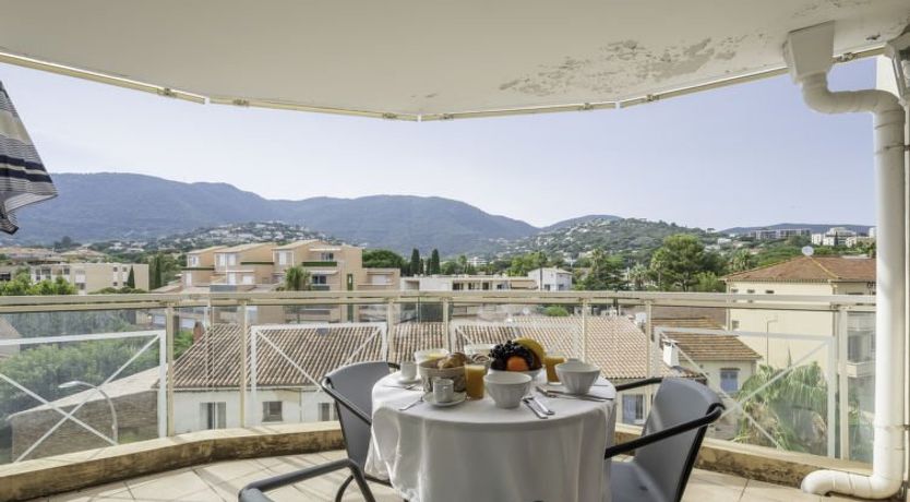 Photo of Turquoise Apartment 10