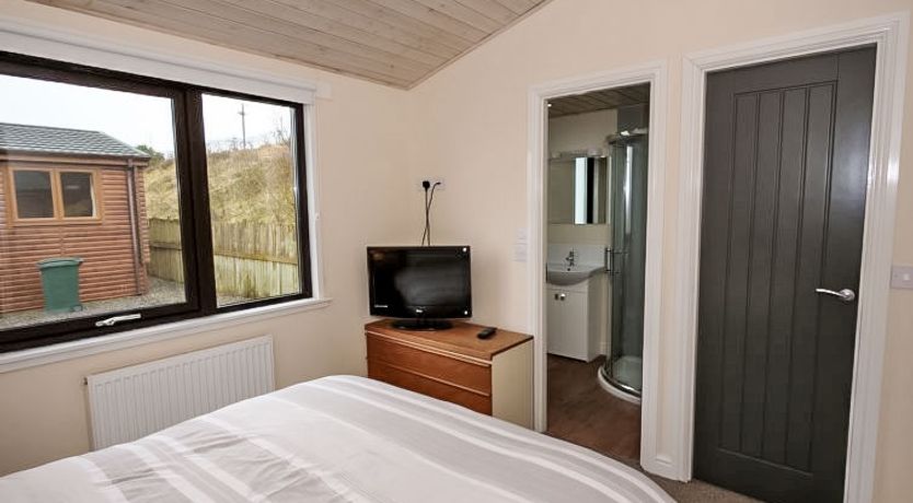 Photo of Loch Leven Lodge