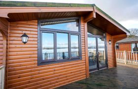 Loch Leven Lodge Holiday Home