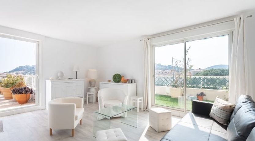 Photo of Turquoise Apartment 8