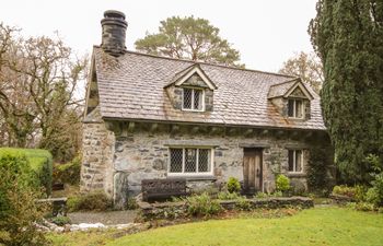 Nant Cottage Holiday Cottage