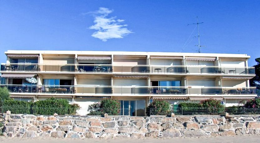 Photo of De la Plage Apartment 4