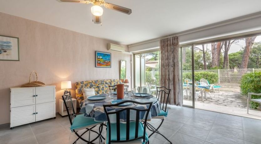 Photo of De la Plage Apartment 4