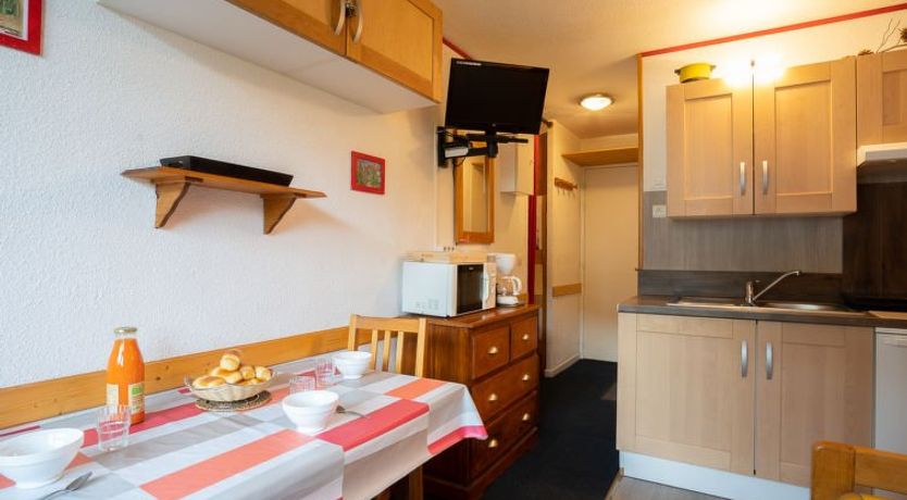 Photo of Sarvan 625 Apartment 3