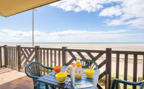 Photo of Cabourg Beach Apartment 4