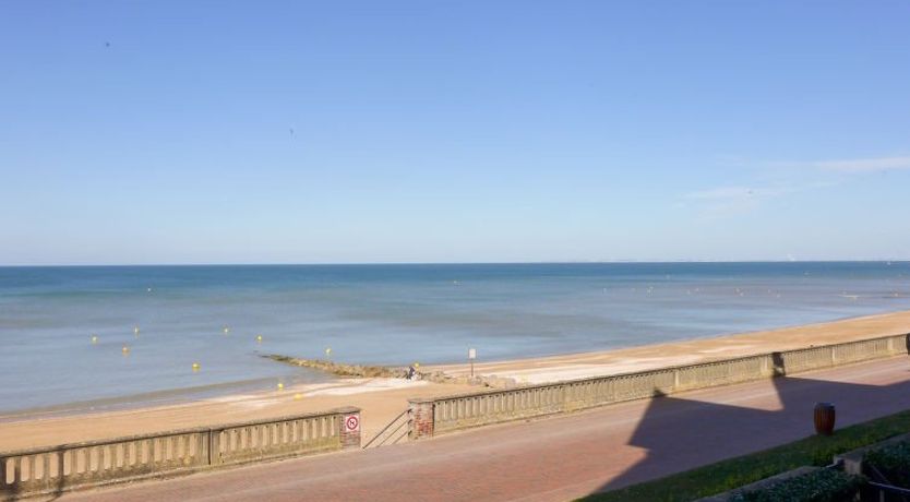 Photo of Cabourg Beach Apartment 4