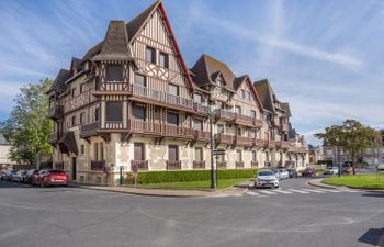 Le Normandie Home Apartment