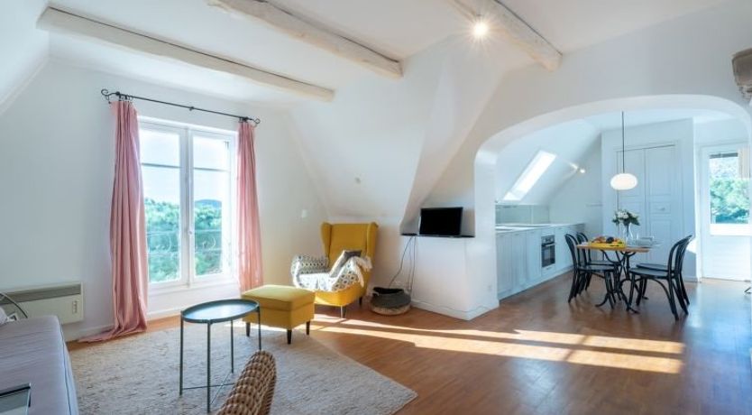 Photo of Castel Haussmann Apartment 2