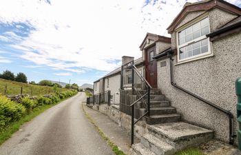 Glan y Gors Holiday Cottage