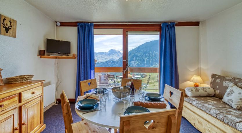 Photo of Vostok Zodiaque Apartment 50