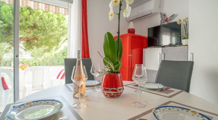 Photo of Les Cyprianes Apartment 7