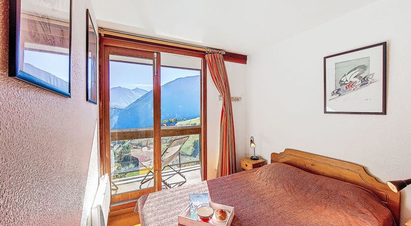 Photo of Vostok Zodiaque Apartment 70