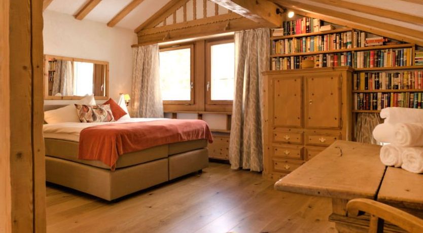 Photo of Chesa Misaun