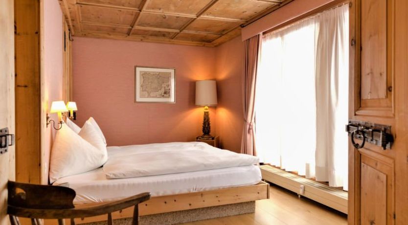 Photo of Chesa Misaun