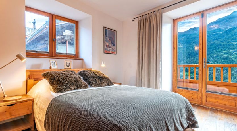 Photo of La Trace Blanche