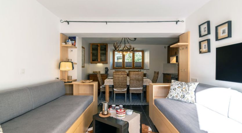 Photo of La Trace Blanche