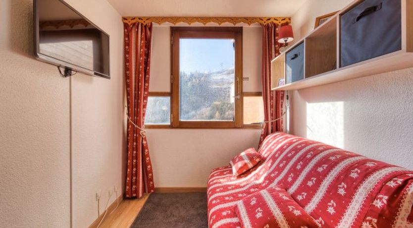 Photo of Vostok Zodiaque Apartment 80