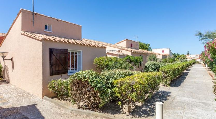 Photo of Les Leucatines 3 Holiday Home 2