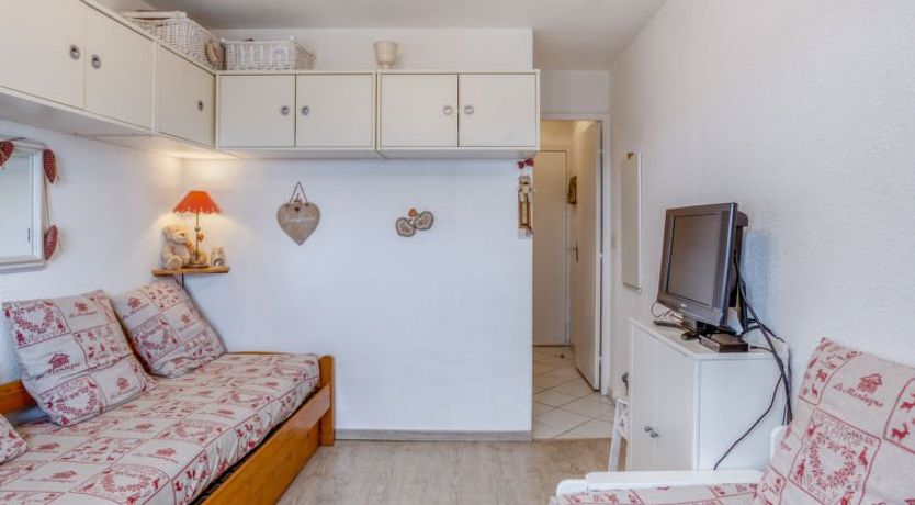 Photo of Vostok Zodiaque Apartment 87