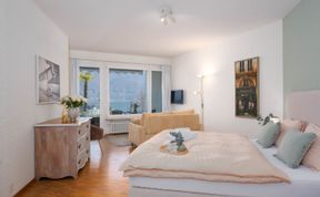 Photo of Double Room Classic Apartment 8