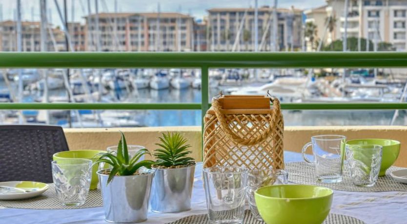 Photo of Bleu Marine Apartment 5