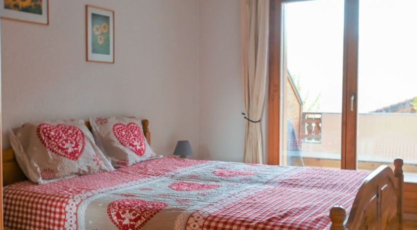 Photo of Caroubier 2