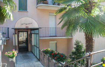 Appartamento 2- Giardino Holiday Home