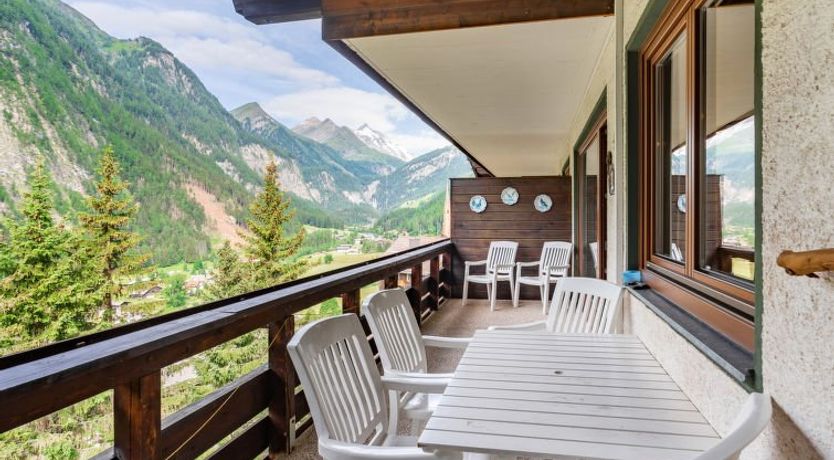 Photo of Top 49 Apartment 2