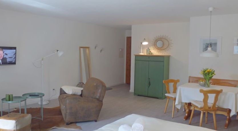 Photo of Chesa Bursella 21