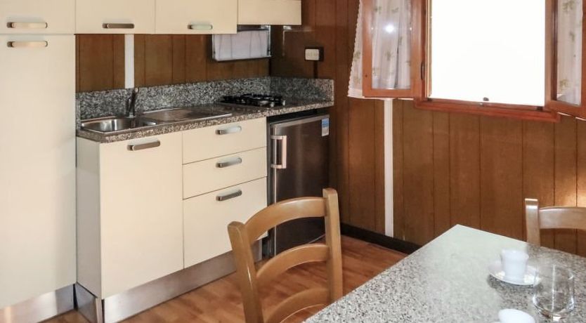 Photo of Bungalow B (AEG401) Holiday Home 2