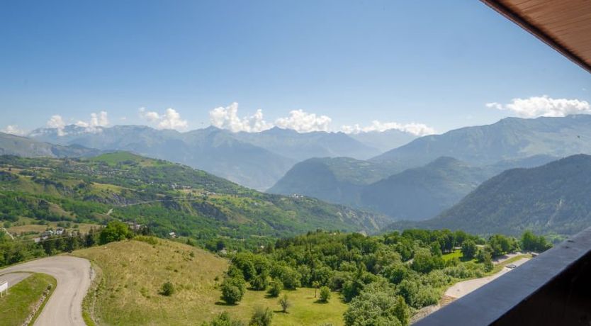 Photo of Lunik Orion Apartment 18