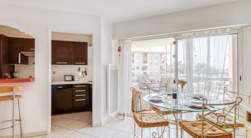 Photo of Royal Marine Apartment 5