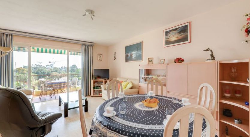 Photo of Boulouris Mimosa