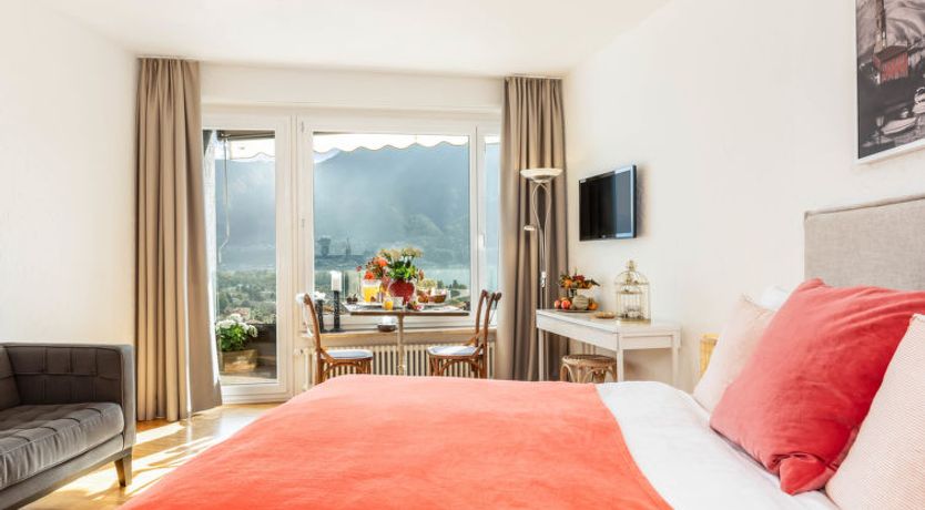 Photo of Double Room Modern Apartment 3