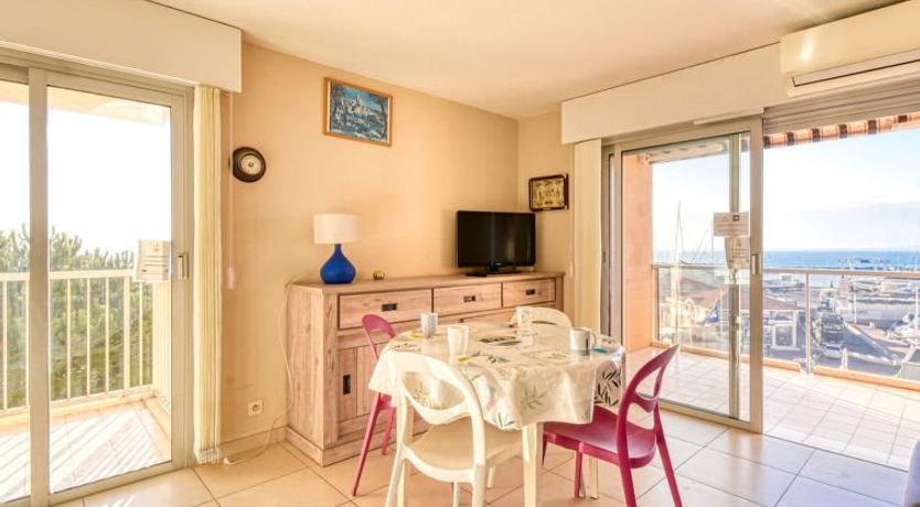 Photo of Le Capitole Apartment 2