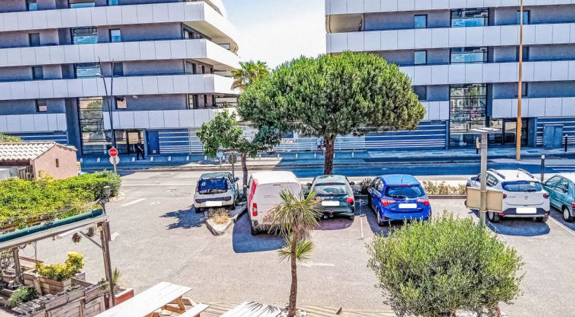 Photo of Le Méditerranée Apartment 2