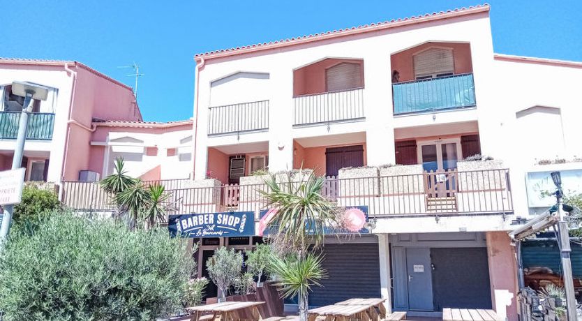 Photo of Le Méditerranée Apartment 2
