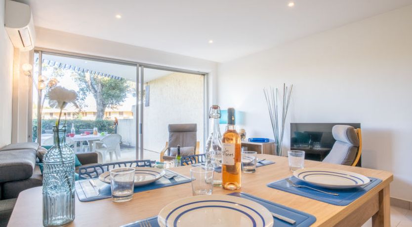 Photo of Les Louvans Apartment 10