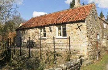 Beckside Holiday Cottage