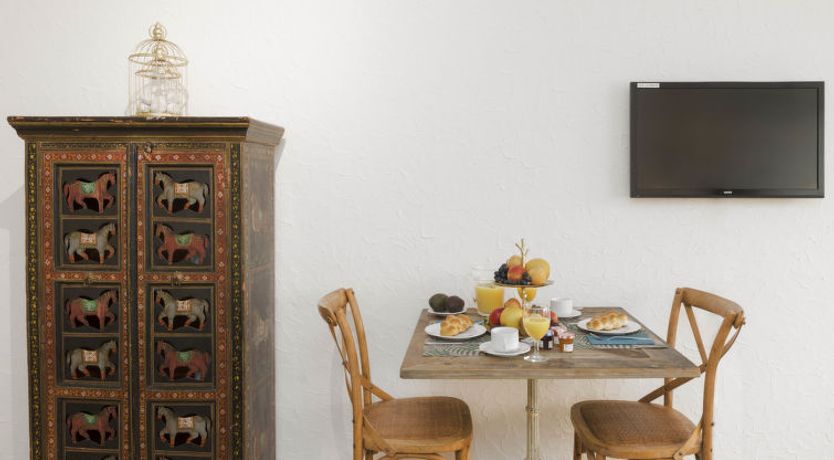 Photo of Double Room Modern Apartment 6