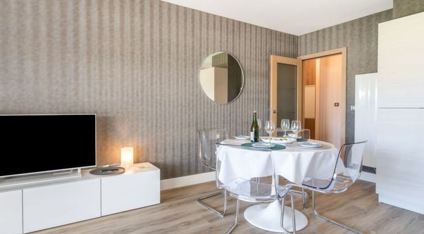 Photo of R&eacute;sidence Parc Saint-Cl&eacute;ment Apartment 3